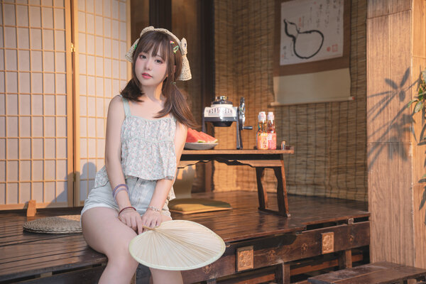 美女墙纸